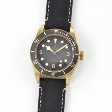Heritage Black Bay Bronze Gray ZF  on Leather Strap A2824