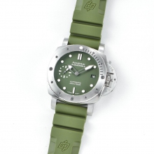 PAM 1055  Submersible Verde Military 42mm Green